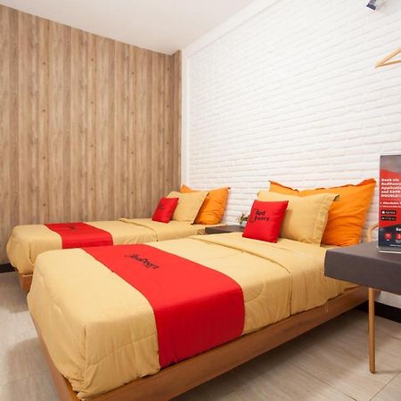 Reddoorz Near Museum Angkut Batu Otel Batu  Dış mekan fotoğraf