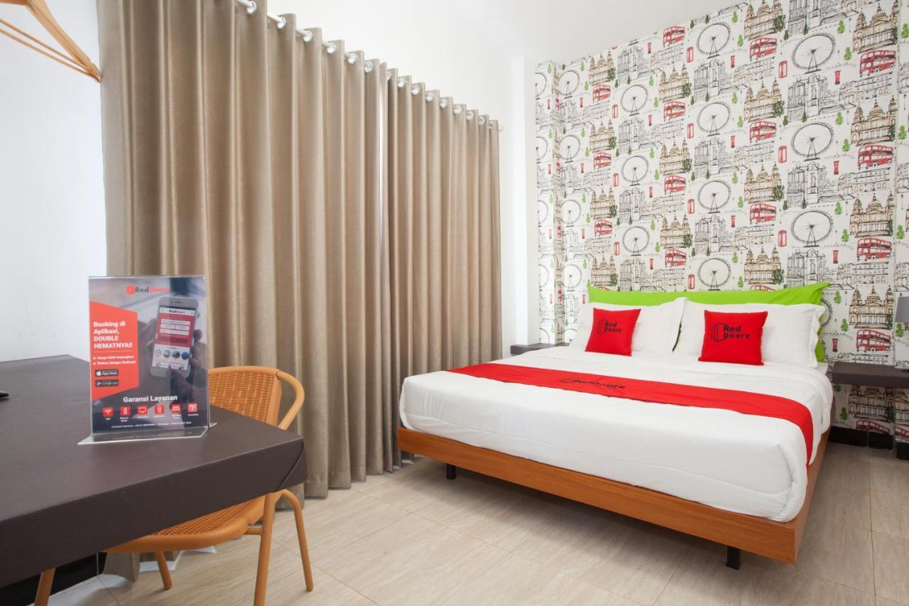 Reddoorz Near Museum Angkut Batu Otel Batu  Dış mekan fotoğraf