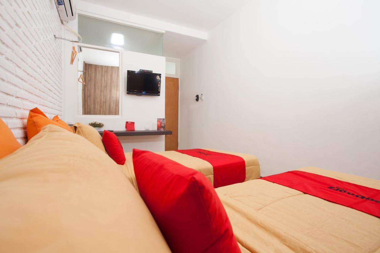Reddoorz Near Museum Angkut Batu Otel Batu  Dış mekan fotoğraf