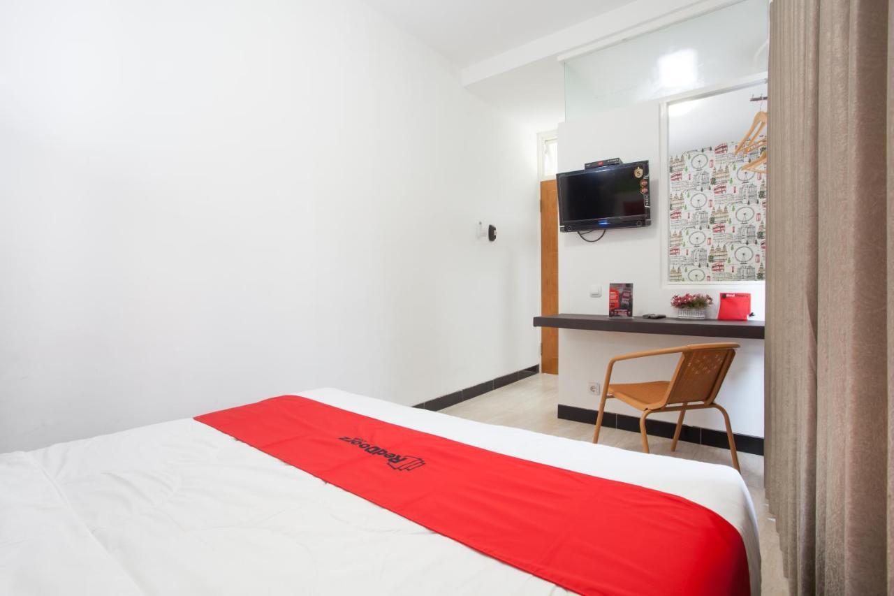 Reddoorz Near Museum Angkut Batu Otel Batu  Dış mekan fotoğraf