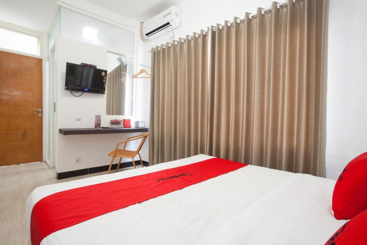 Reddoorz Near Museum Angkut Batu Otel Batu  Dış mekan fotoğraf